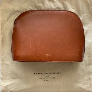 SÉZANE | GRAND VICTOR HALF MOON BAG